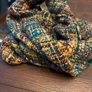 Chic Multicolor Woven Scarf
